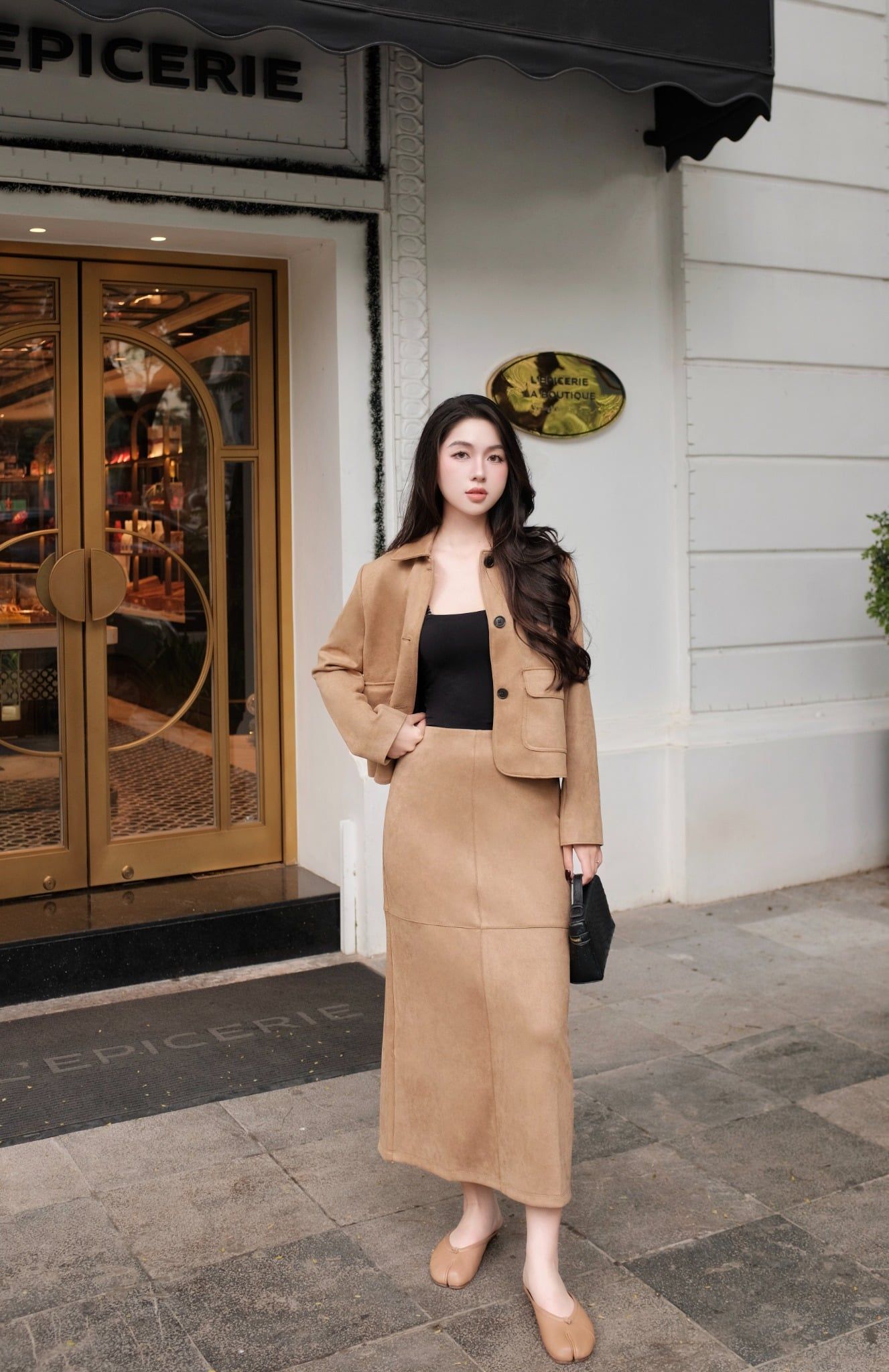  Chân Váy Da Lộn Nữ Dáng Maxi Xẻ Vạt Sau 