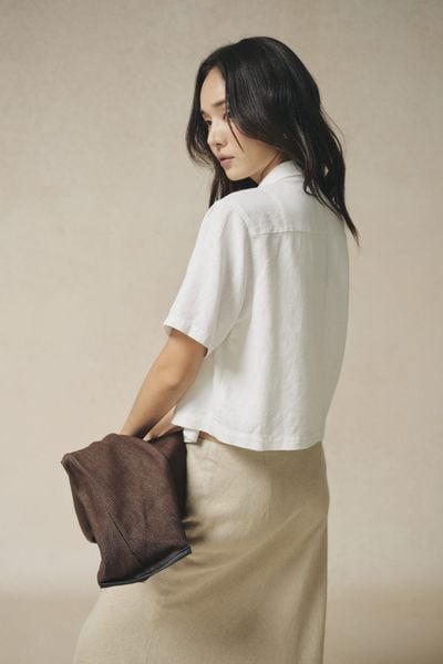  Áo sơ mi Nữ chất Linen dáng Crop Boxy 