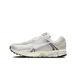  Nike Zoom Vomero 5 Platinum Tint Photon Dust 