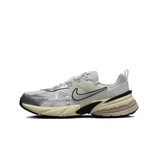  Nike V2K Run Pure Platinum Metallic Silver 