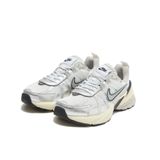  Nike V2K Run Summit White Metallic Silver 