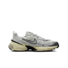  Nike V2K Run Pure Platinum Metallic Silver 