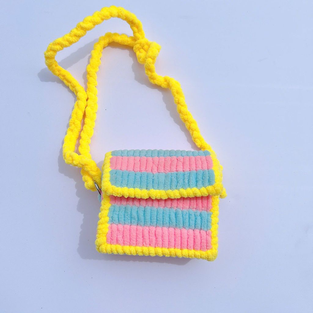 Túi Cầu Vòng Nhung Đũa