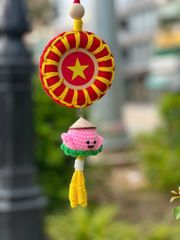 Macrame Vòng Tròn Cờ 10cm Có Tua Rua + Bé Sen