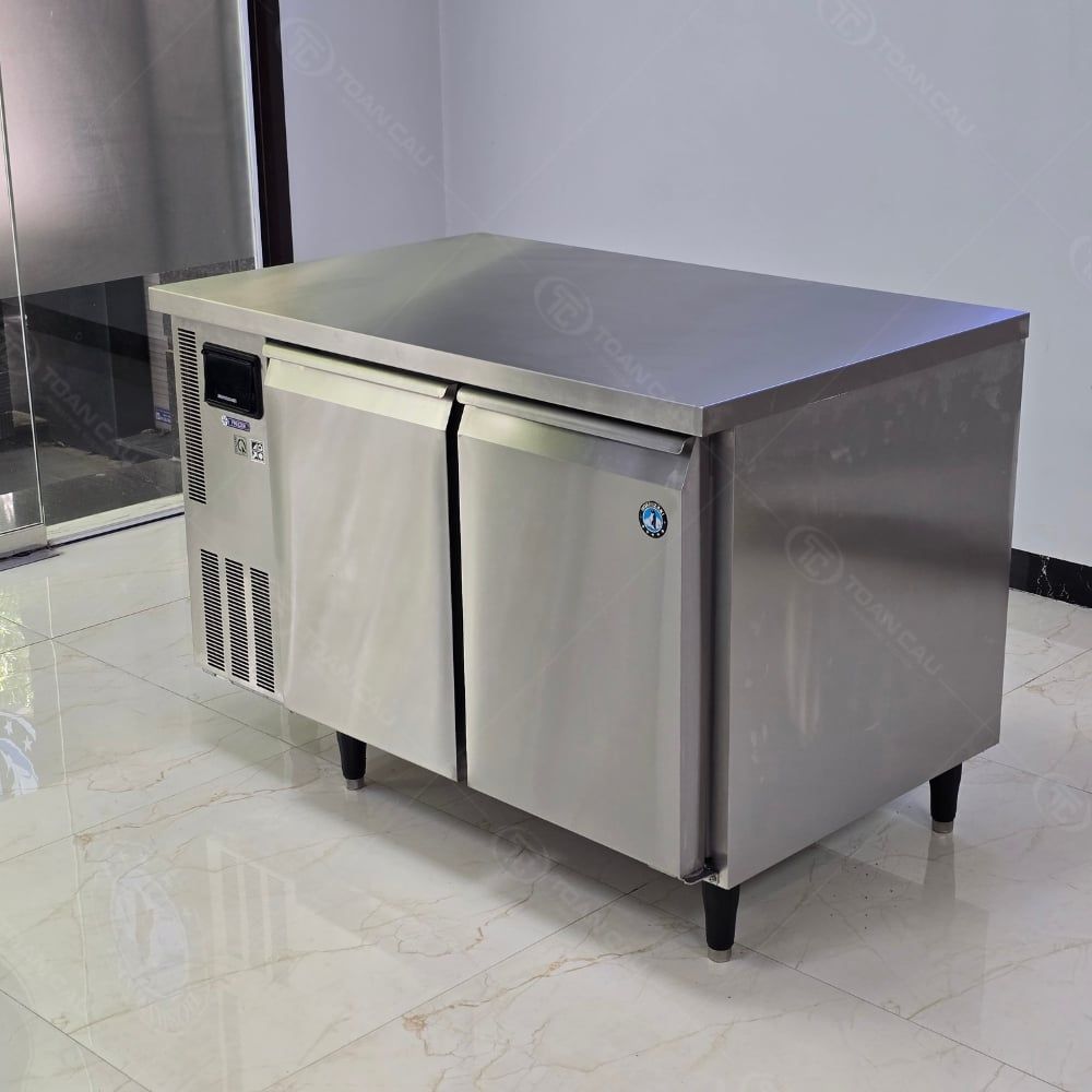 Bàn Đông 2 Cánh Hoshizaki FTV-126A