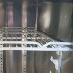 Bàn mát quầy bar Berjaya B3D/C7/600-SM 3 cánh kính