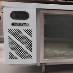 Bàn mát quầy bar Berjaya B3D/C7/600-SM 3 cánh kính