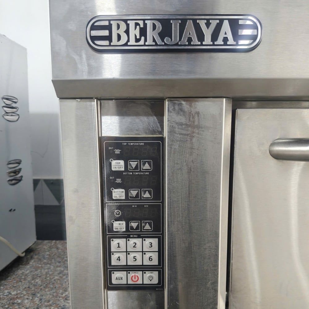 Lò nướng điện 1 tầng 1 khay Berjaya model BJY-E3KW-1PRM