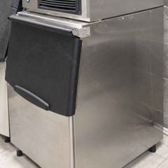 Thùng đựng đá Hoshizaki B-301SA