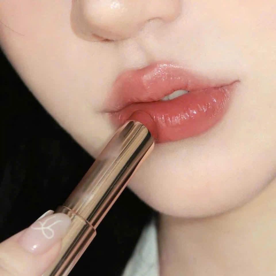  Son Dưỡng Lancome Lip Idôle Squalane Butterglow 53 The Tea Is Hot - Màu Hồng Nâu Ấm 