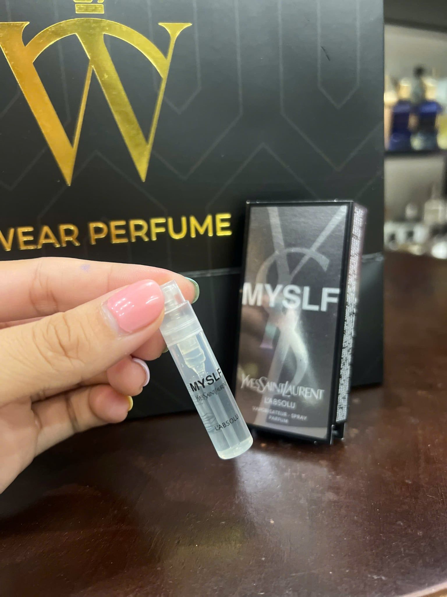  Vial Nước Hoa Nam Yves Saint Laurent MYSLF L’absolu 1.2ml 