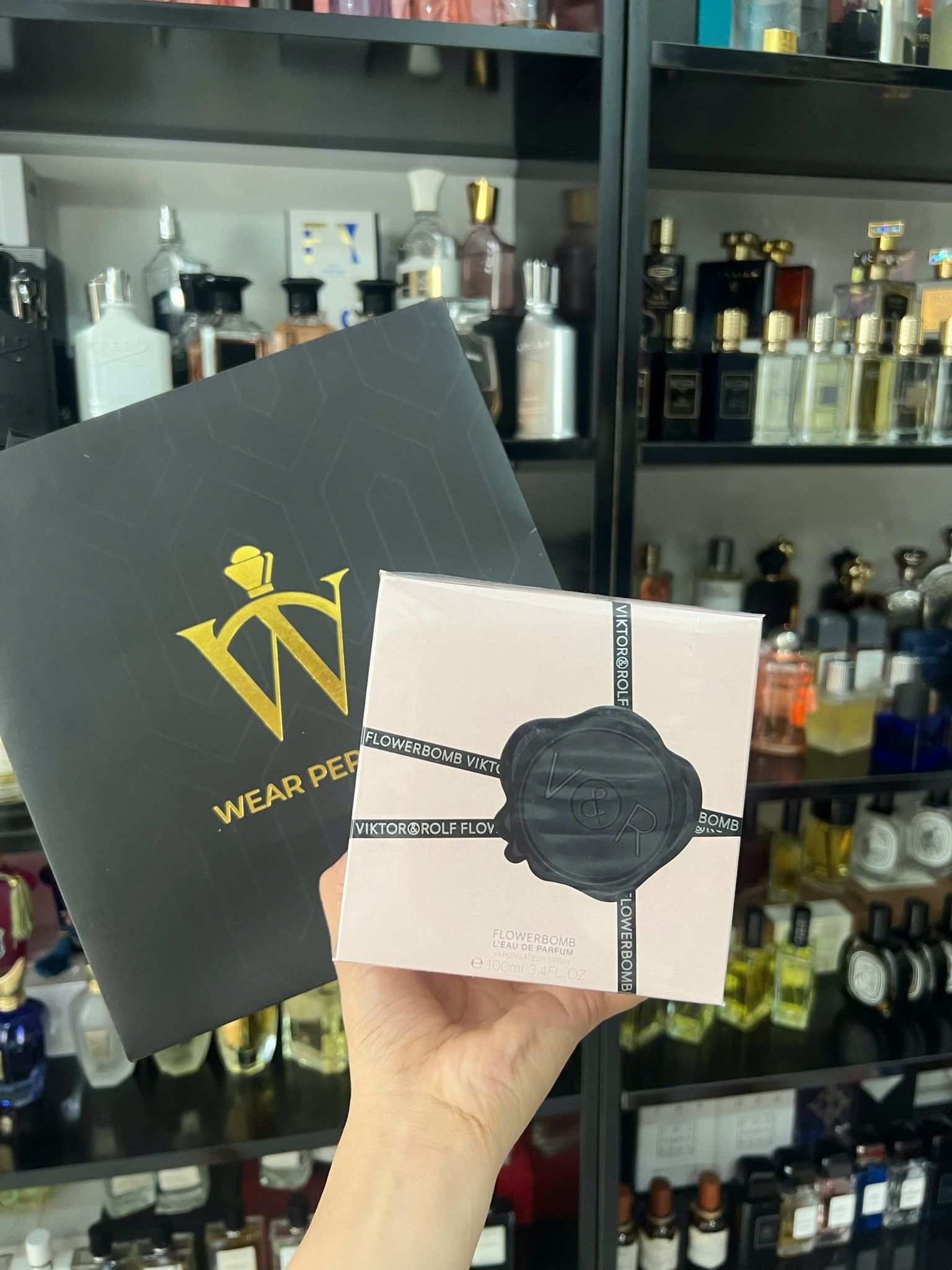  Viktor & Rolf Flowerbomb EDP 