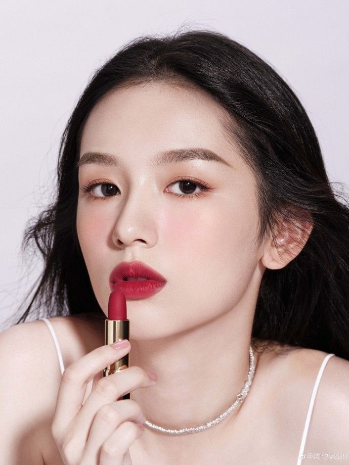  Son Lancome L'Absolu Rouge 888 Kind Of Sexy - Màu Đỏ Rượu 