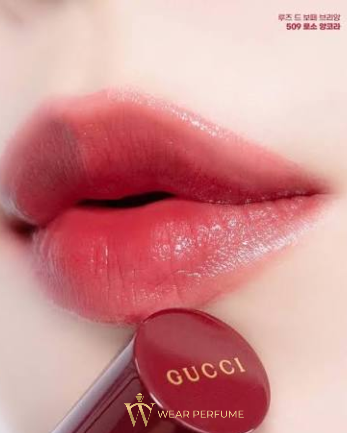  Son Dưỡng Gucci Rouge De Beauté Brillant 509 Gucci Rosso Ancora - Màu Đỏ Lạnh 