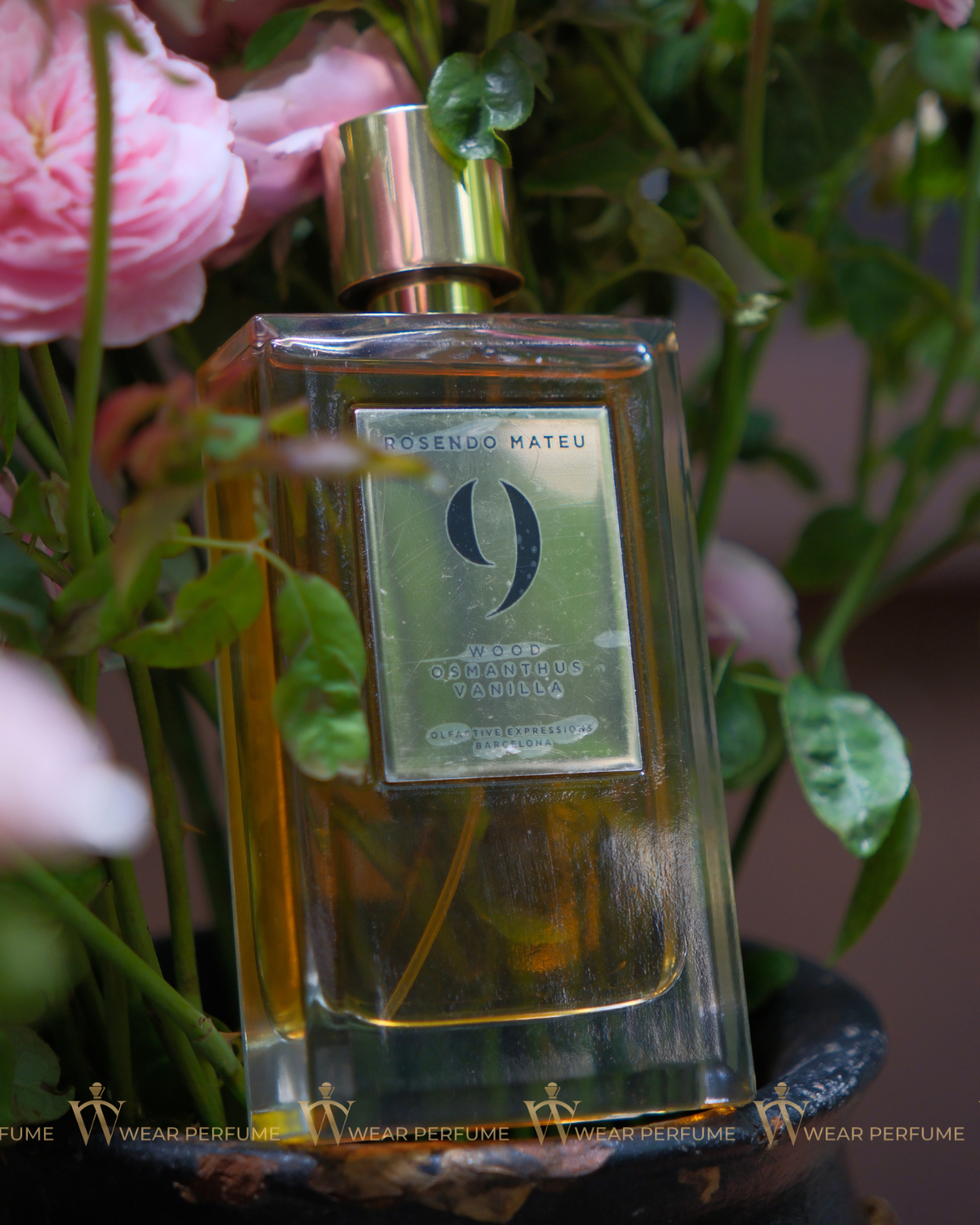 Rosendo Mateu 9 Wood, Osmanthus & Vanilla EDP 