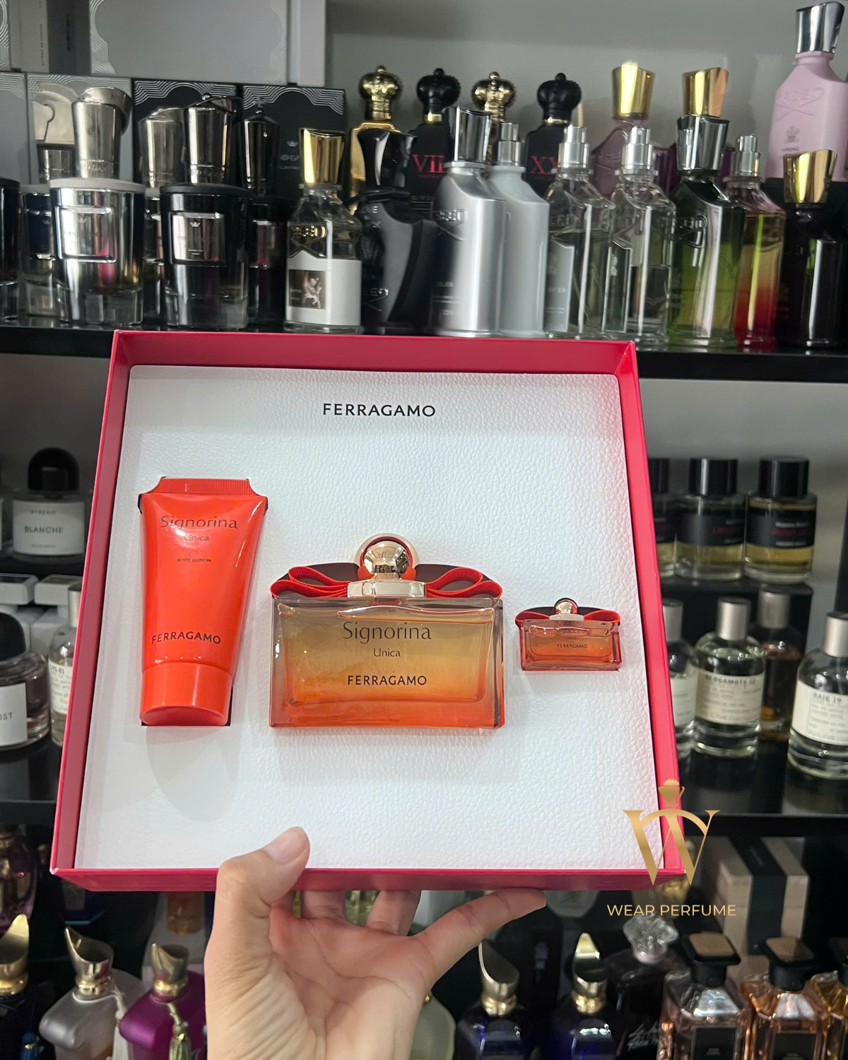  Giftset Salvatore Ferragamo Signorina Unica EDP 100ml + 5ml & Lotion 50ml 