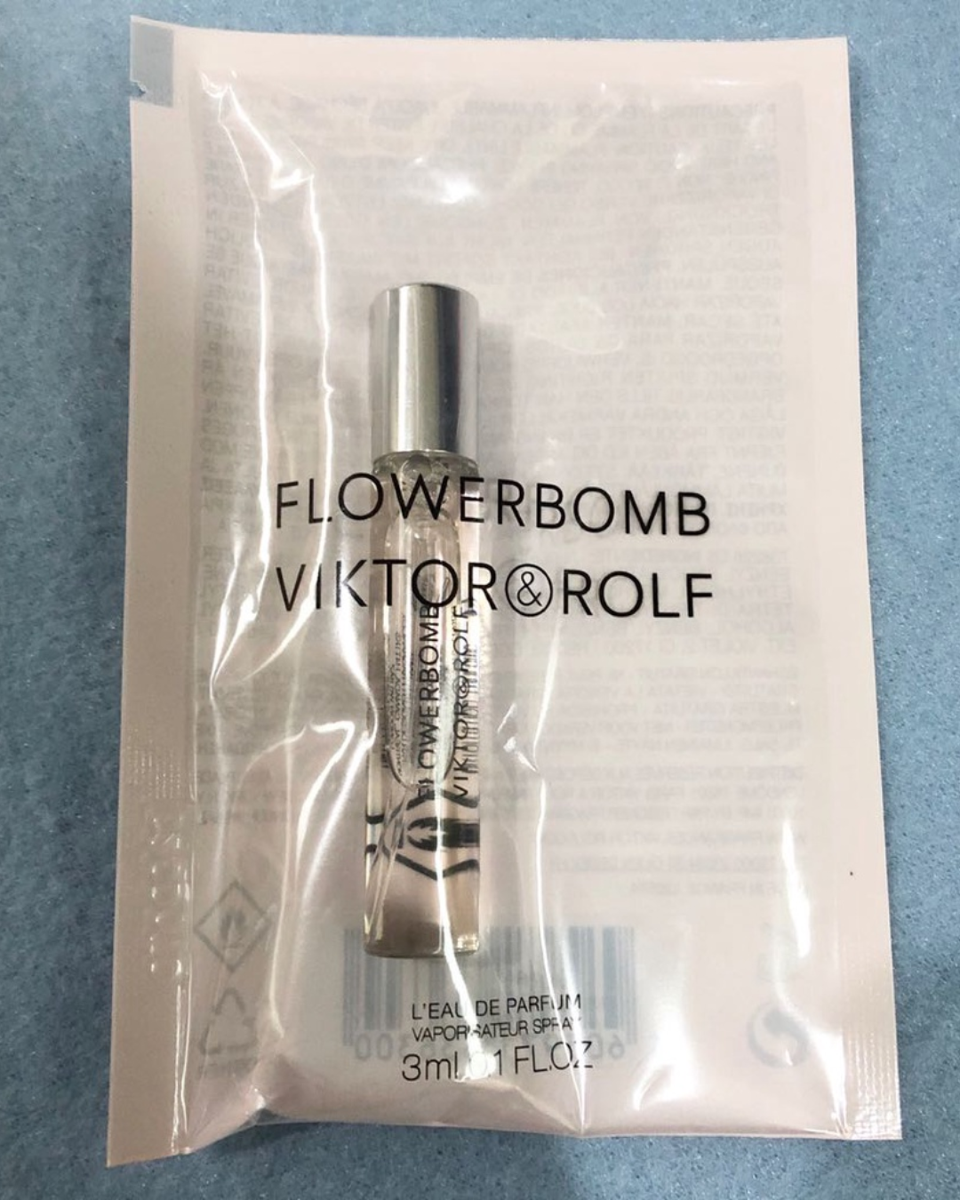  Mẫu thử nước hoa Viktor & Rolf Flowerbomb EDP 3ml 