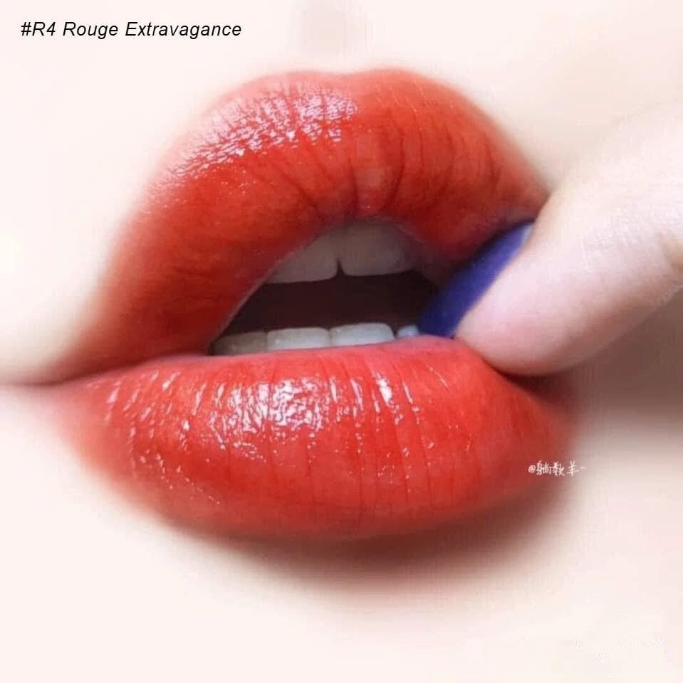  Son YSL Rouge Pur Couture Caring Satin Lipstick R4 Rouge Extravagance – Màu Đỏ Cam 