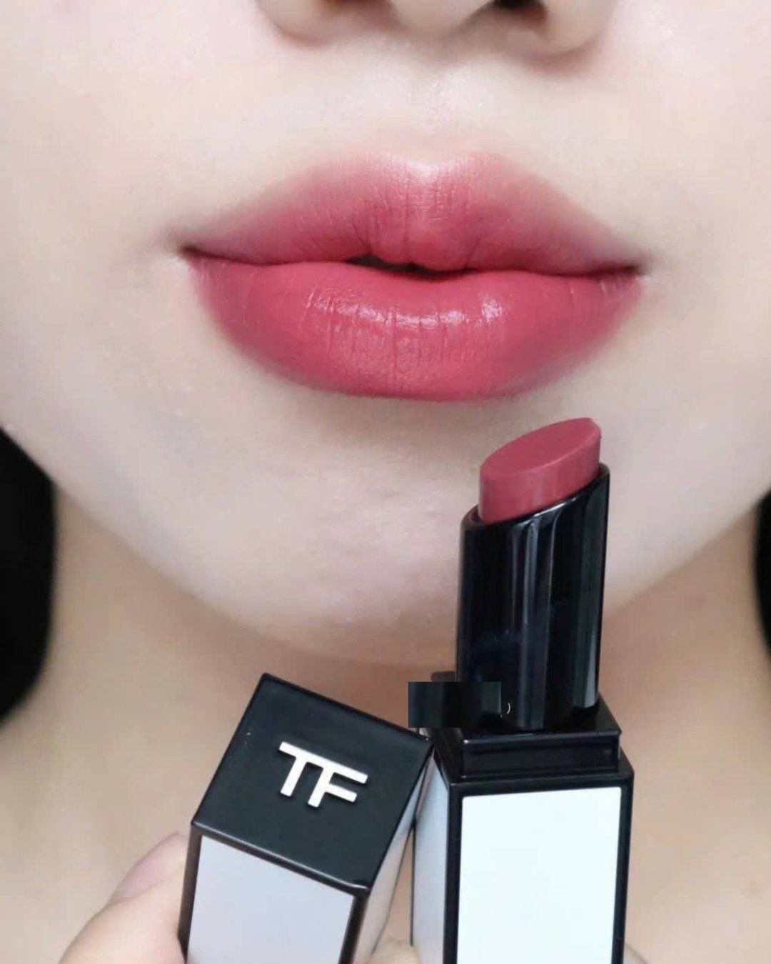  Son Tom Ford Rose Satin Matte Lip Color 02 Euphoric Rose - Màu Hồng Ấm 