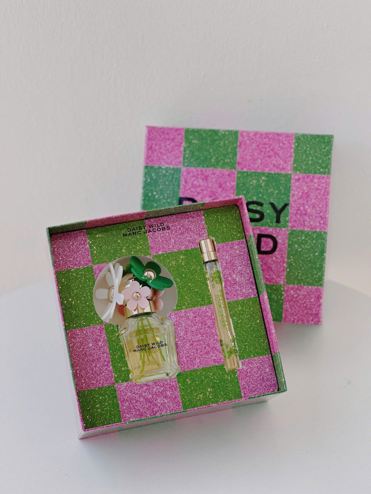  Set Nước Hoa Nữ Marc Jacobs Daisy Wild EDP 50ml + 10ml 