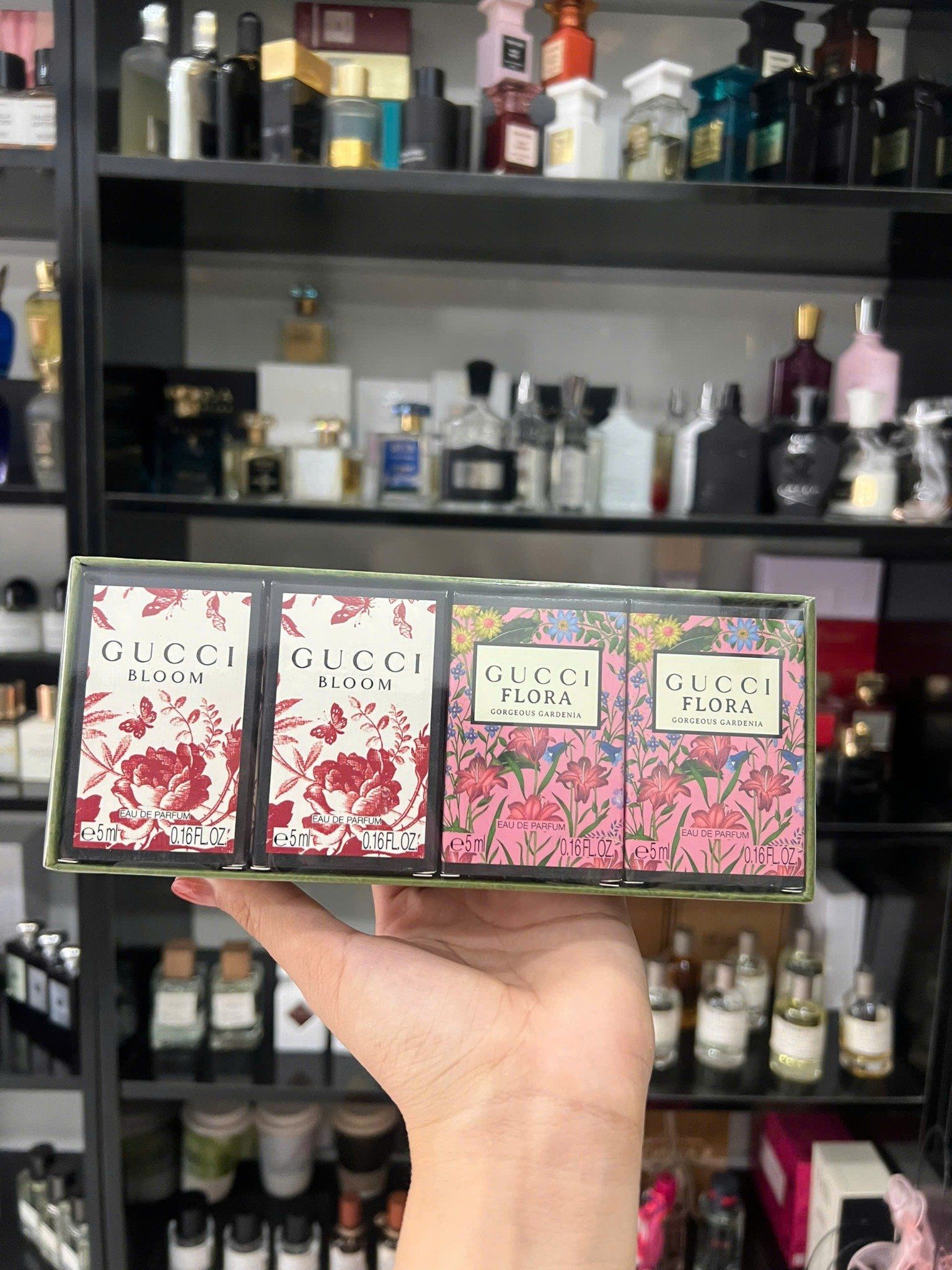  Set Nước Hoa Nữ Mini Gucci Bloom + Flora Gorgeous Gardenia EDP (4 x 5ml) 
