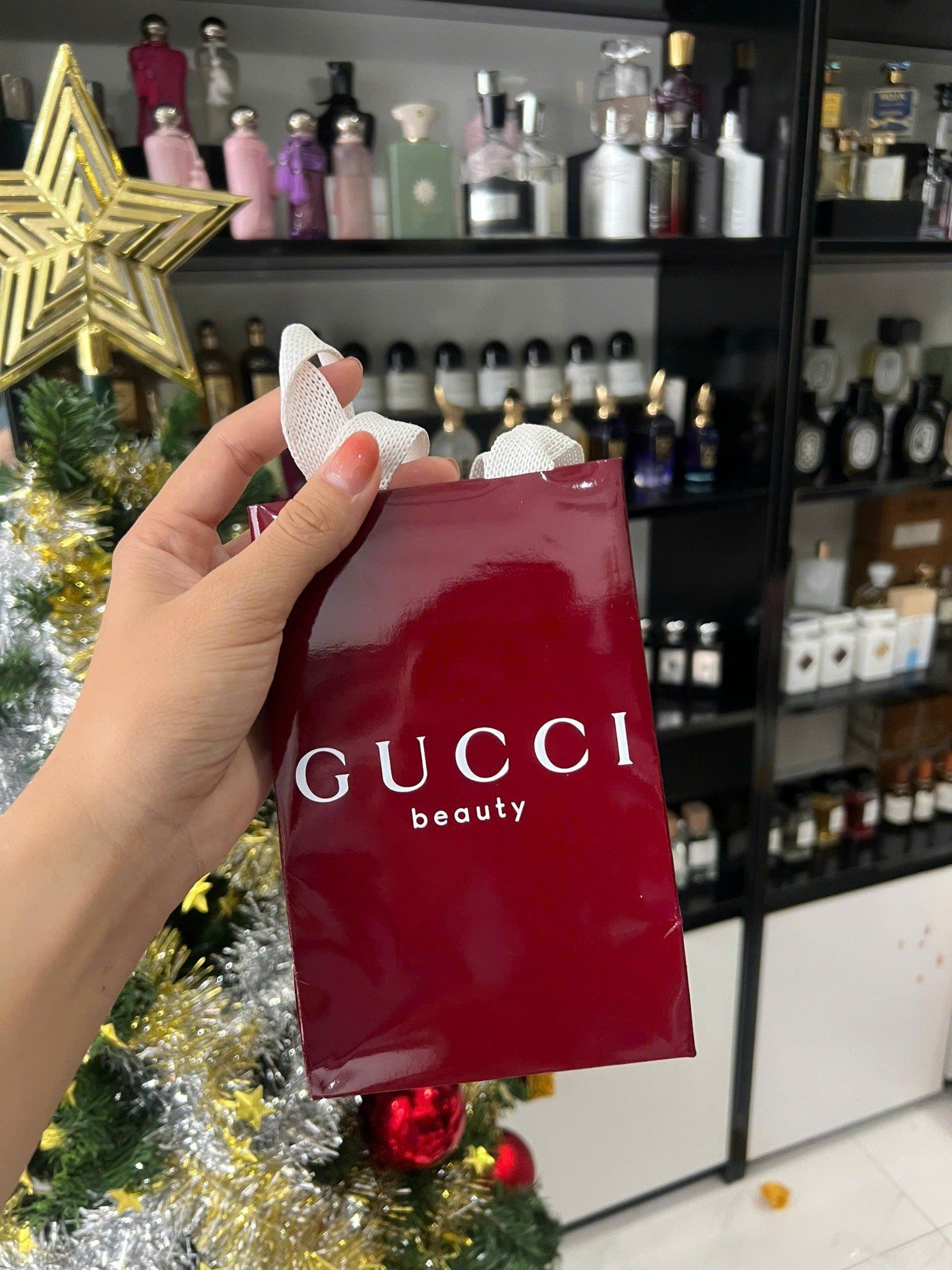 TÚI GIẤY HÃNG GUCCI ĐỎ ( Túi Nhỏ) 