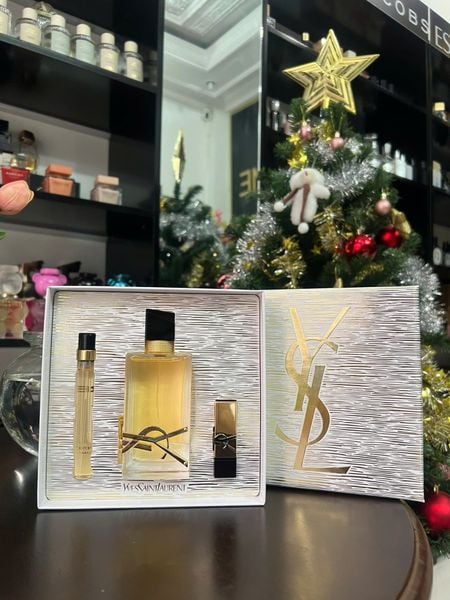  Gift set Yves Saint Laurent YSL Libre (EDP 90ml + EDP 10ml & son 1.3g) - Mẫu mới 2025 