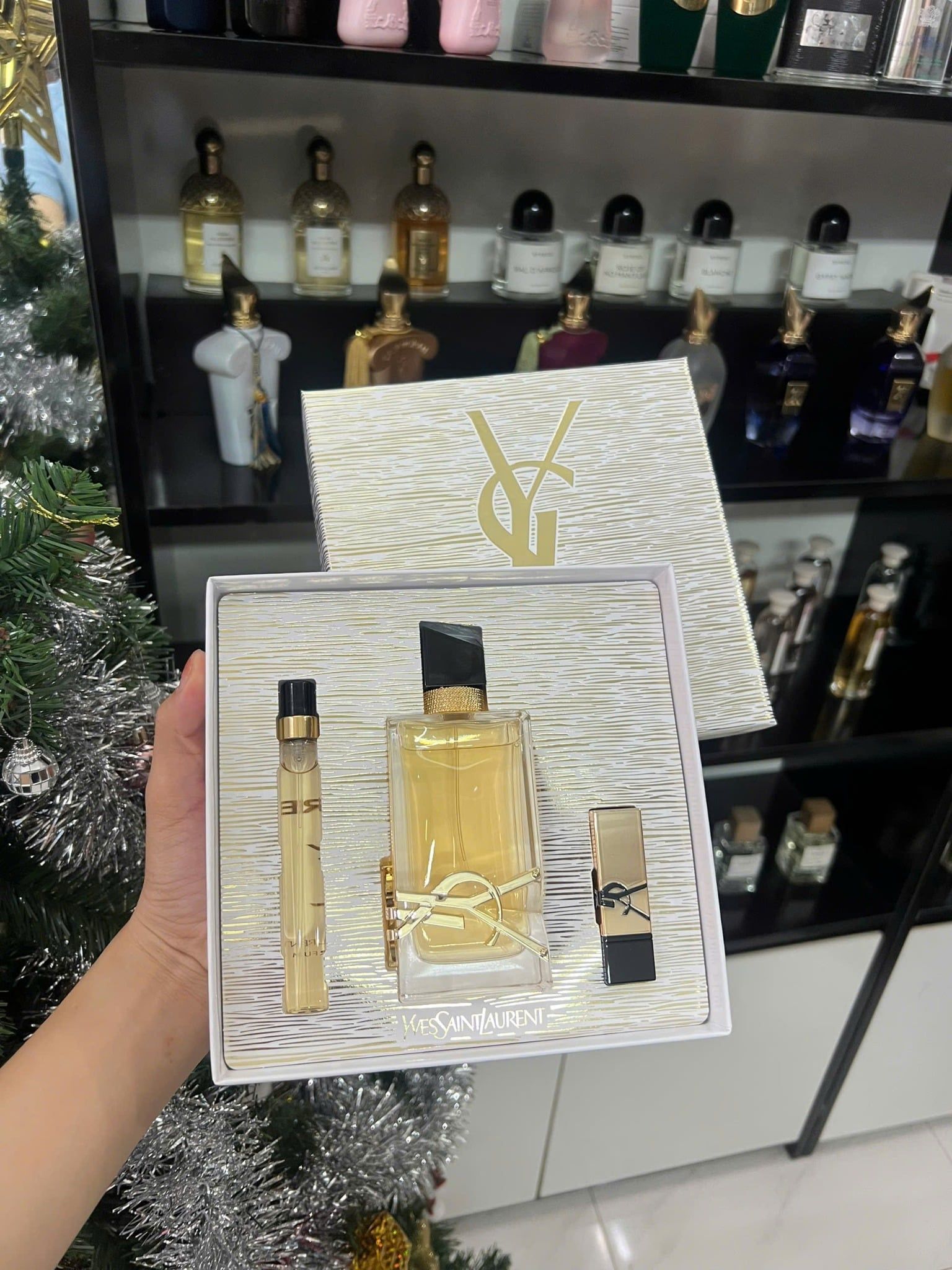  Gift set Yves Saint Laurent YSL Libre (EDP 90ml + EDP 10ml & son 1.3g) - Mẫu mới 2025 