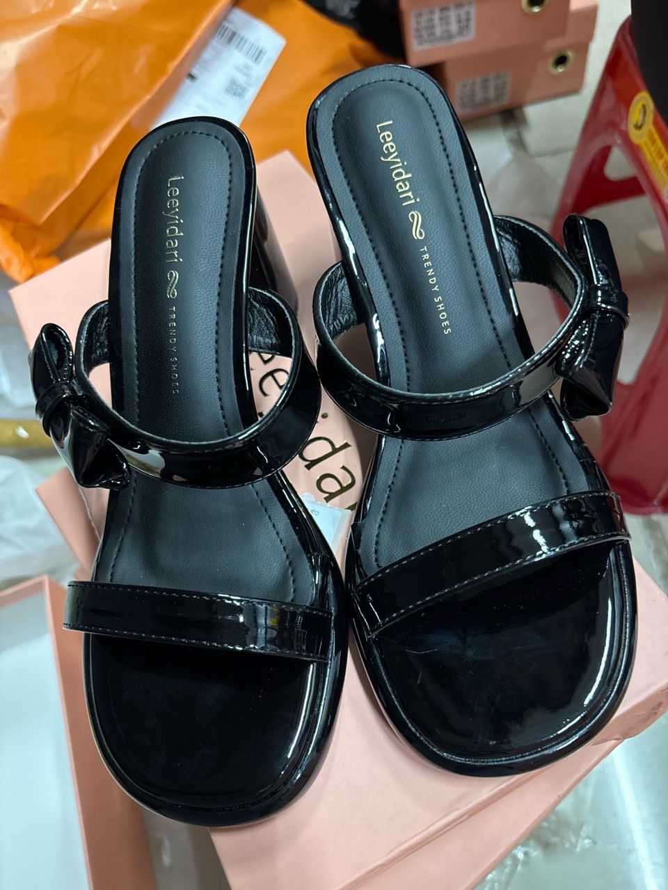  GÓT 2 QUAI NƠ CHÉO 