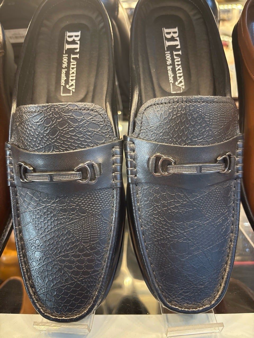  SỤC DA KHOÁ NGANG 