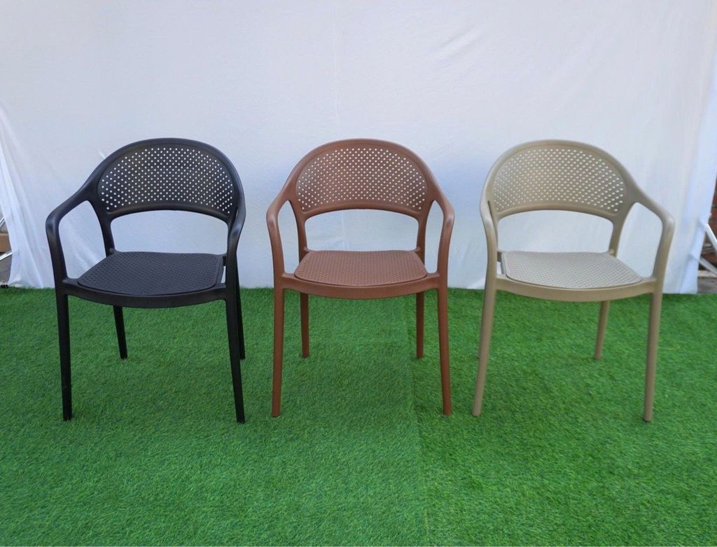 Ghế nhựa nguyên sinh đúc