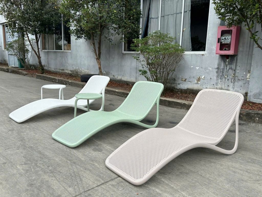 GHẾ BỂ BƠI NHỰA NGUYÊN SINH ĐÚC