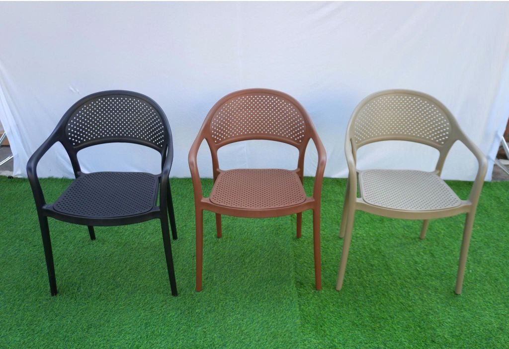 Ghế nhựa nguyên sinh đúc