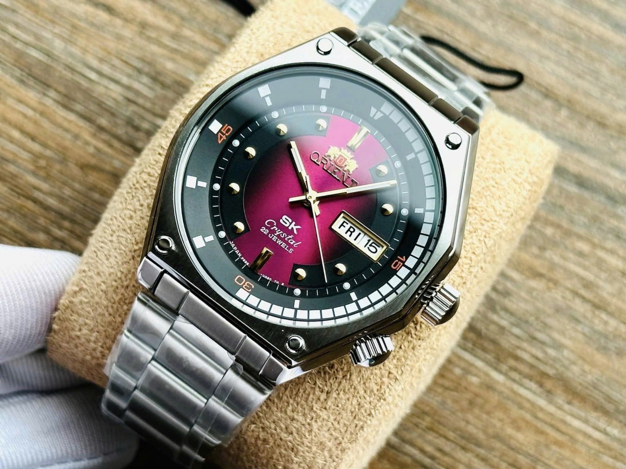 Orient SK RN-AA0B02J – Huyền thoại SK mặt đỏ, bản nội địa Nhật Made in