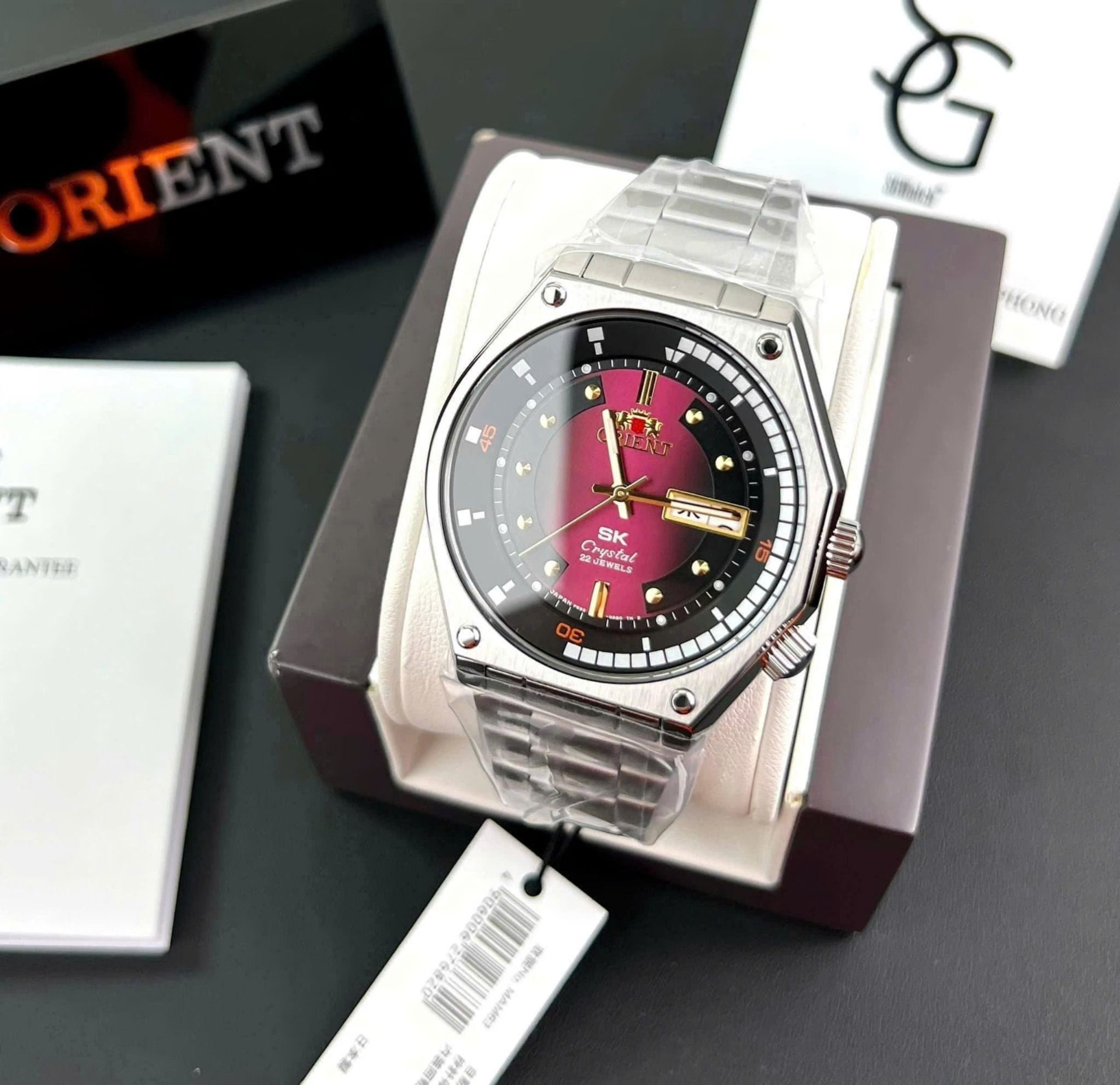 Orient SK RN-AA0B02J – Huyền thoại SK mặt đỏ, bản nội địa Nhật Made in