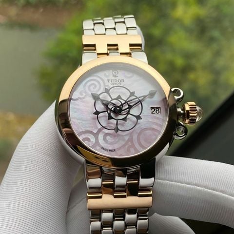 Tudor Clair de Rose Automatic 35701 (34mm) – Đồng hồ nữ Thụy Sỹ mặt xà cừ hồng, demi vàng 18K thanh lịch