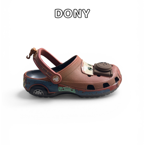  Dép sục Trẻ Em và Người Lớn Unisex Cars “Mater” 