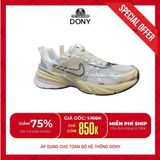  Giày V2k Runtekk Running Sneakers 