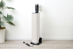 Máy hút bụi cầm tay Roborock H60 Hub Pro