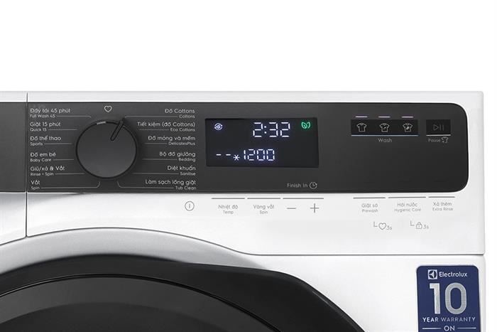 Máy giặt cửa ngang Electrolux  UltimateCare 500 Inverter 9 kg EWF9023P5WC