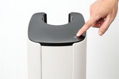 Máy hút bụi cầm tay Roborock H60 Hub Pro