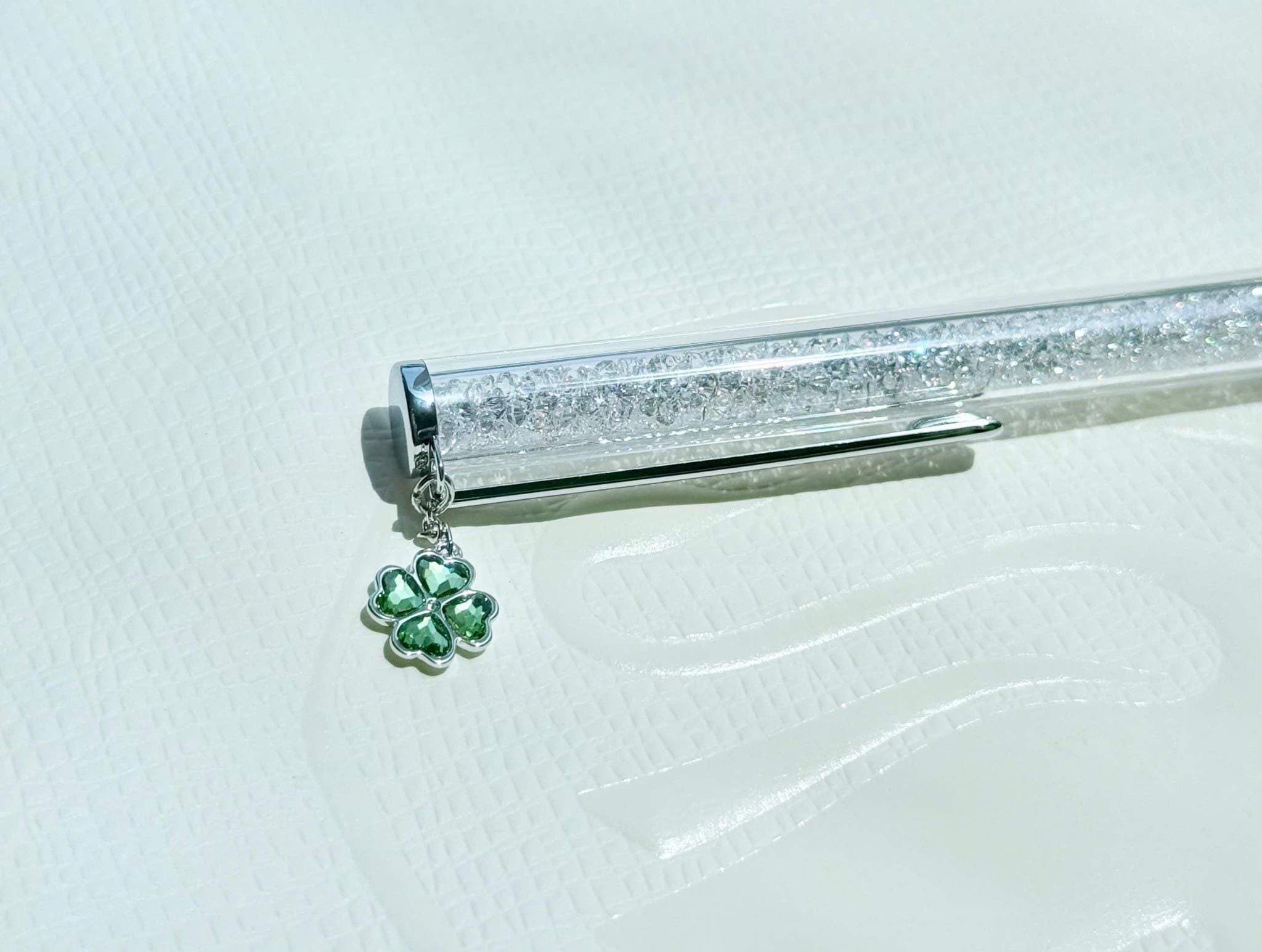  Bút ký Crystalline charm cỏ 4 lá xanh mạ Chrome - Crystalline ballpoint pen Clover, Green, Green lacquered, Chrome plated 