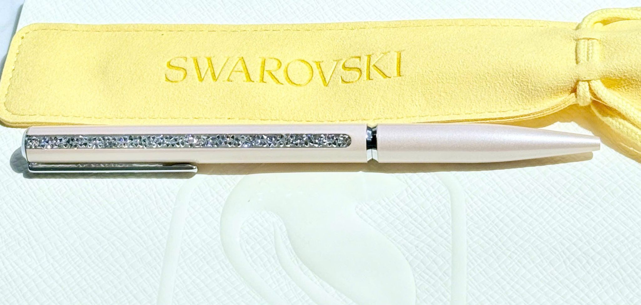 Bút ký Shimmer be mạ Chrome - Shimmer ballpoint pen Beige, Beige lacquered, Chrome plated 