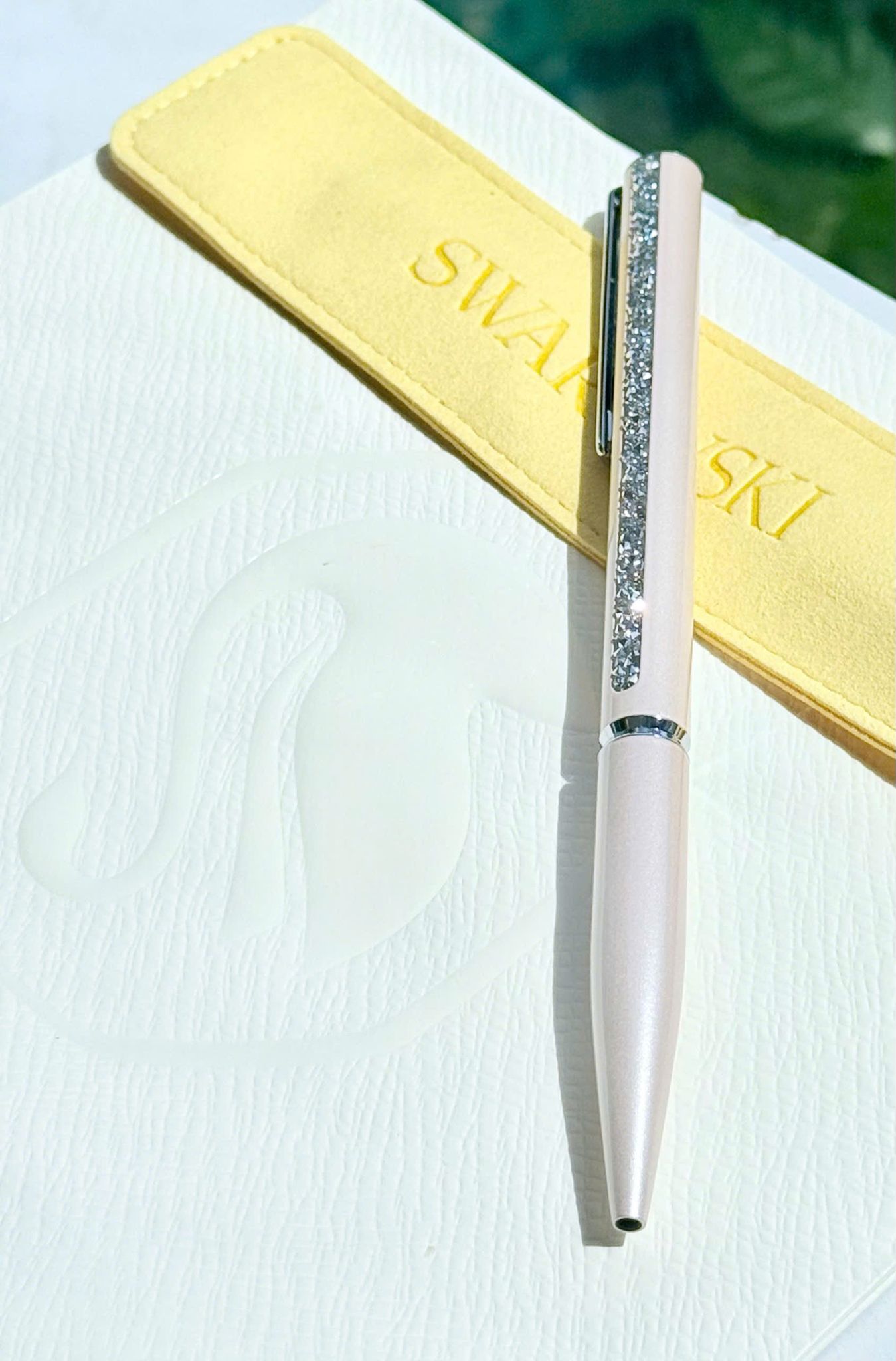  Bút ký Shimmer be mạ Chrome - Shimmer ballpoint pen Beige, Beige lacquered, Chrome plated 