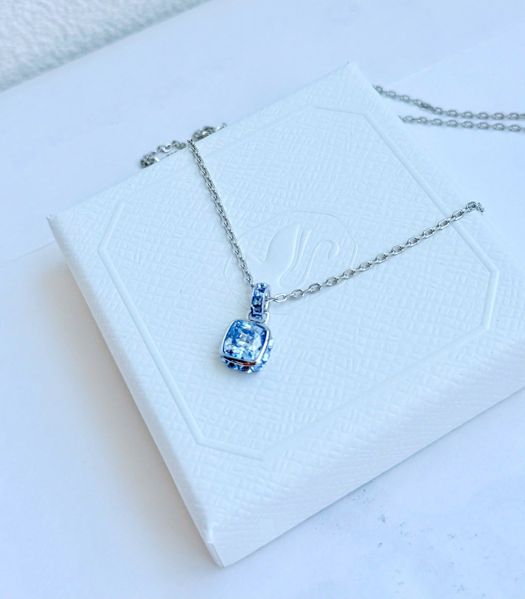  Birthstone pendant Square cut, Rhodium plated 