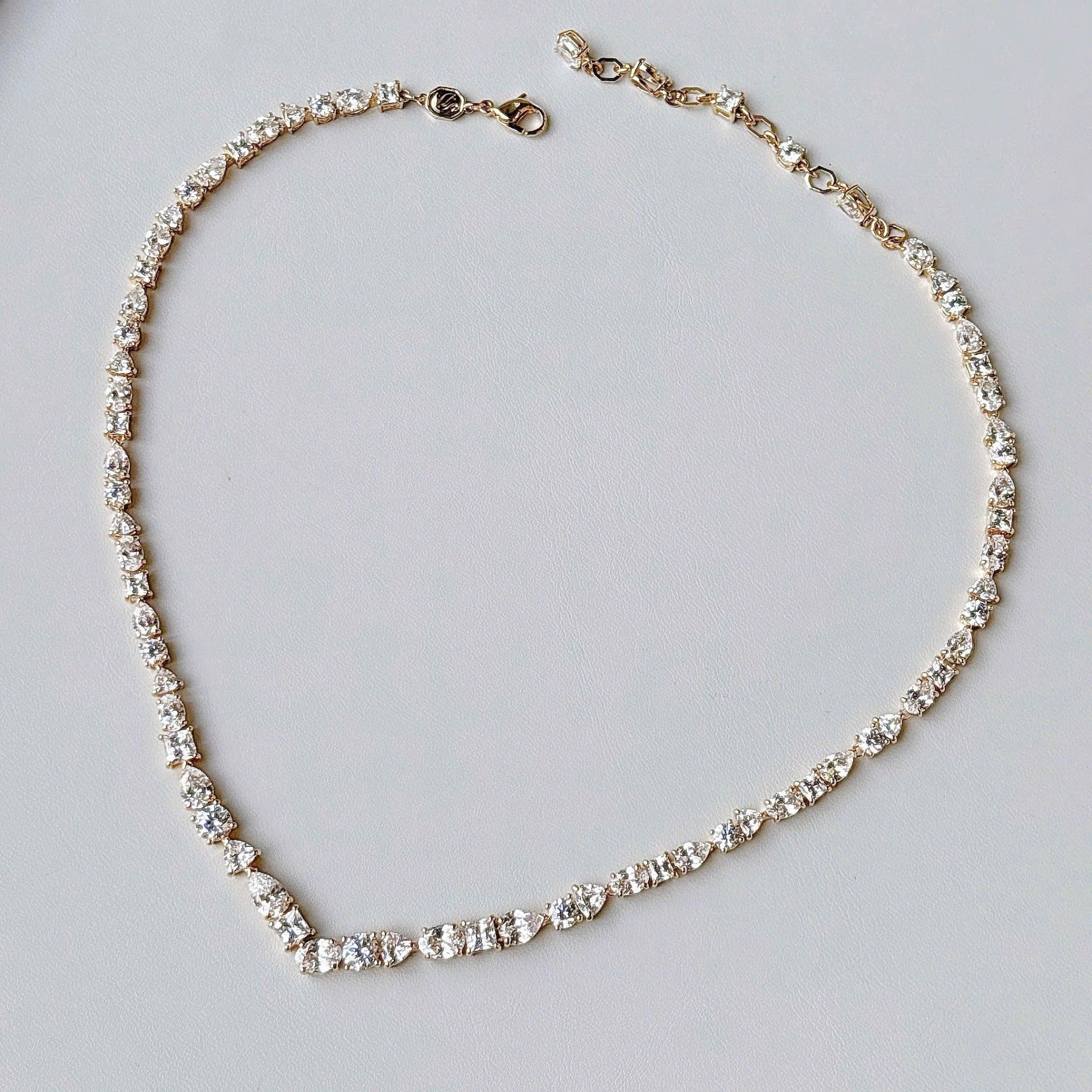  Mesmera necklace Mixed cuts, White, Gold-tone plated 