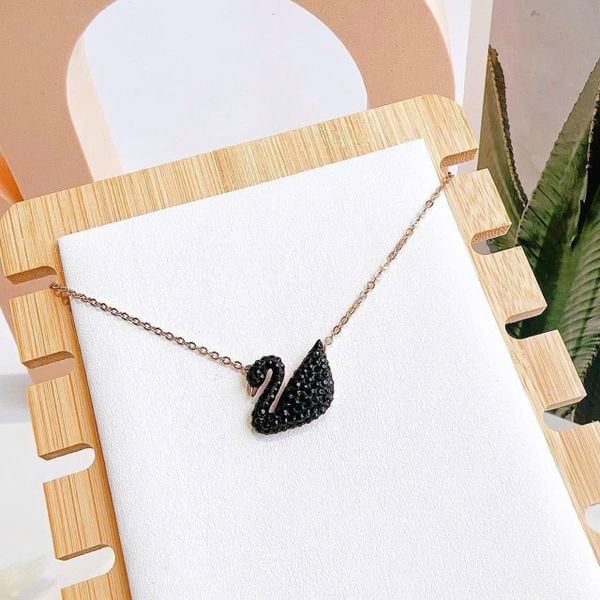  Dây chuyền thiên nga đen to mạ vàng hồng - Swan pendant Swan, Black, Rose gold-tone plated 