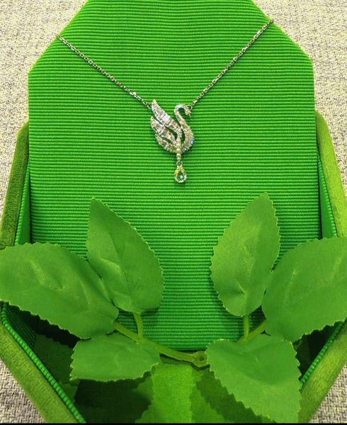  Dây chuyền thiên nga trắng mix ngọc trai Swarovski - Swarovski Swan pendant Swan, White, Rhodium plated 5723387 