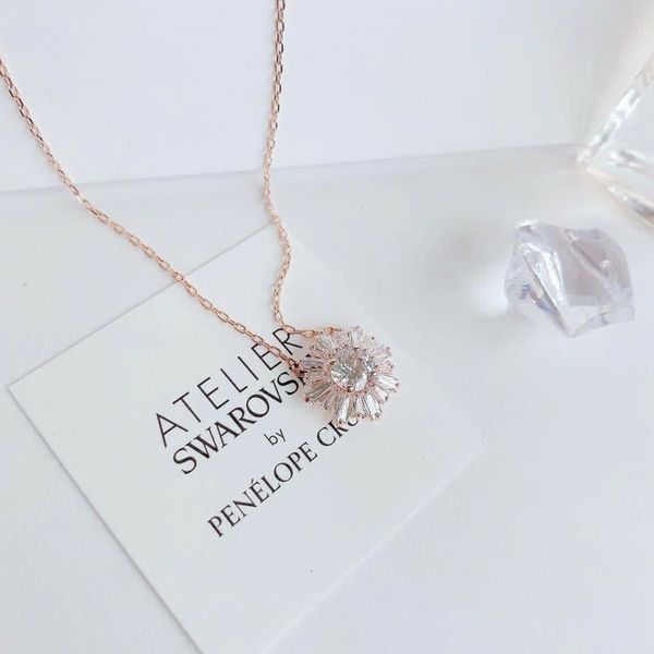  Dây chuyền Swarovski mặt trời (Sunshine), màu vàng hồng - Swarovski Idyllia pendant Mixed cuts, Sun, White, Rose gold-tone plated 