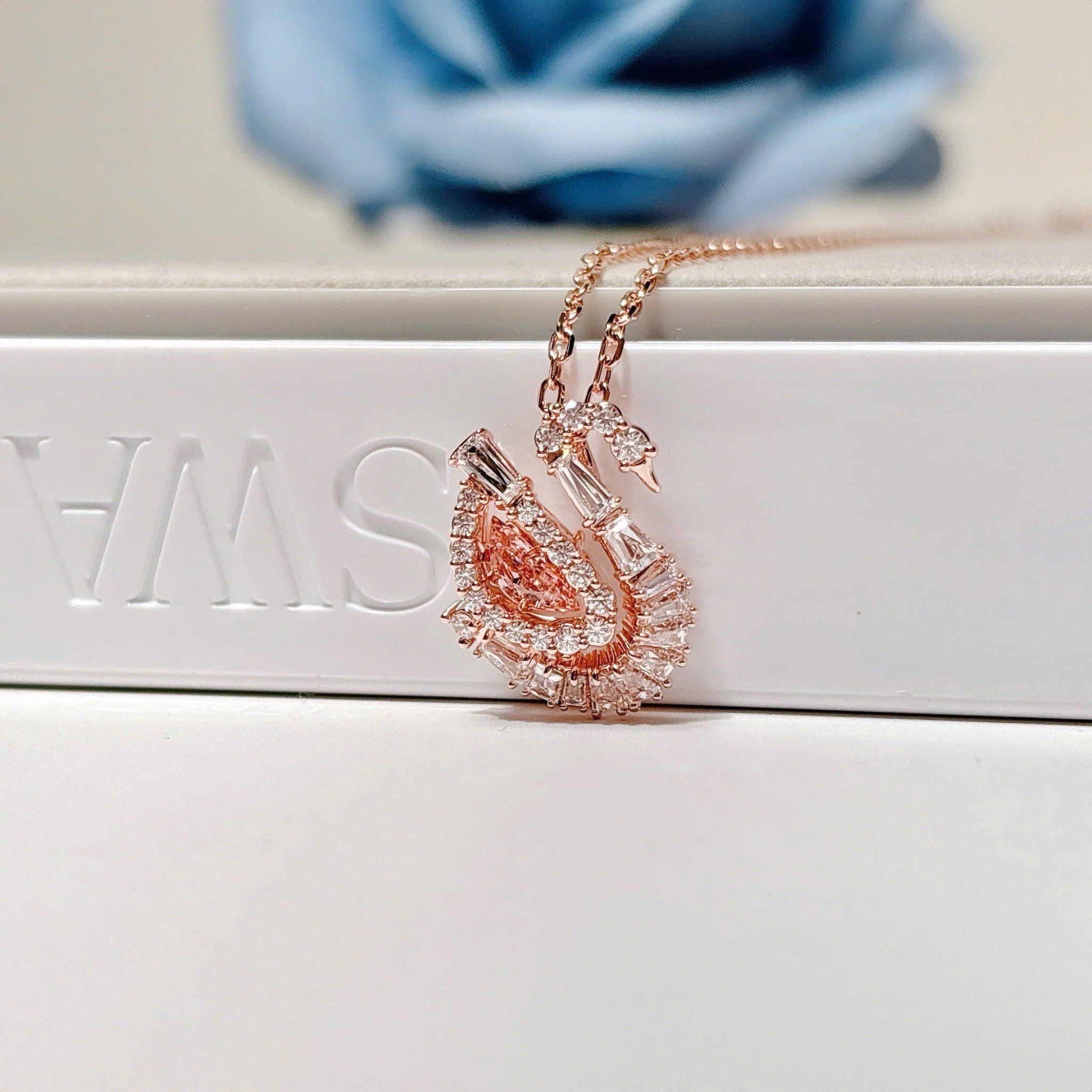  Swan pendant Mixed cuts, Swan 